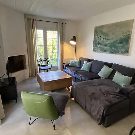 Maison 3 Pieces 4 Couchages Les Bains Lbo000-130 * La Brée-les-Bains